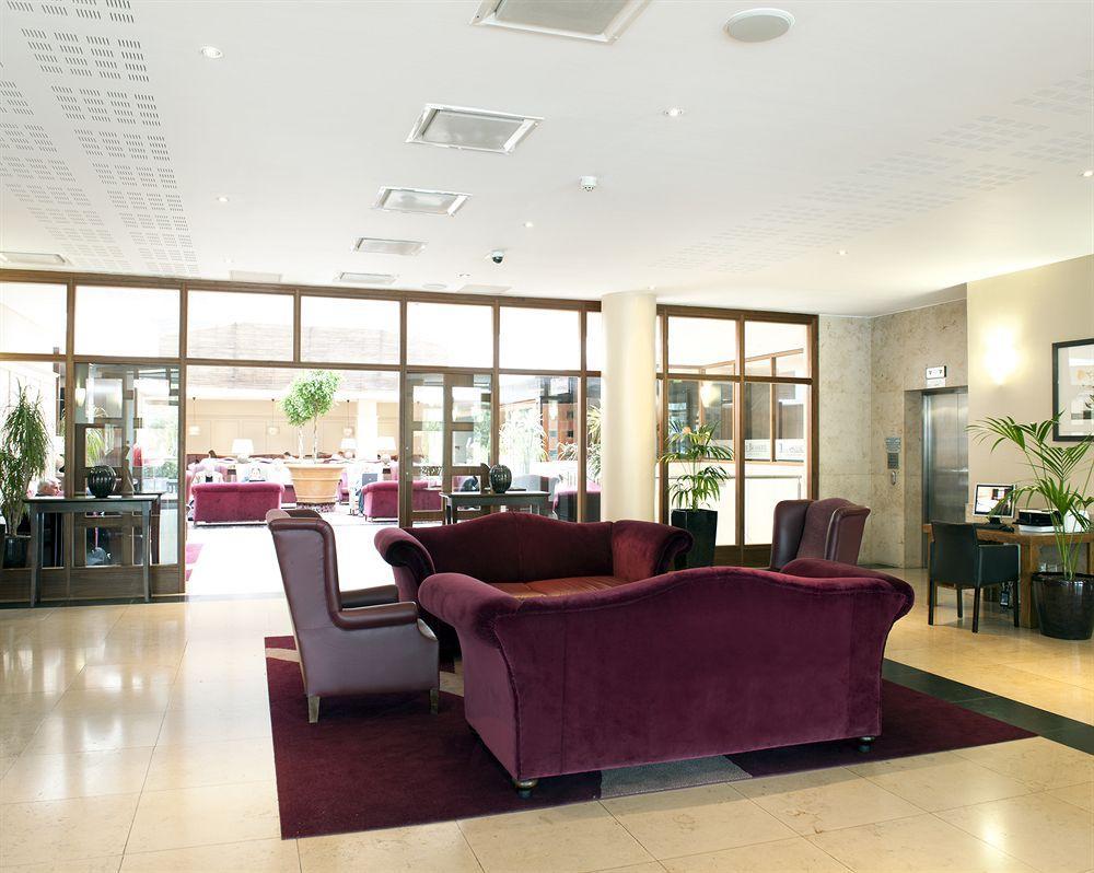 Clayton Hotel לאופרדסטאון מראה חיצוני תמונה
